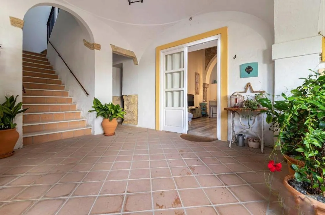 Loft Bodega San Blas Con Porche Y Parking Jerez de la Frontera 0*,  Spain